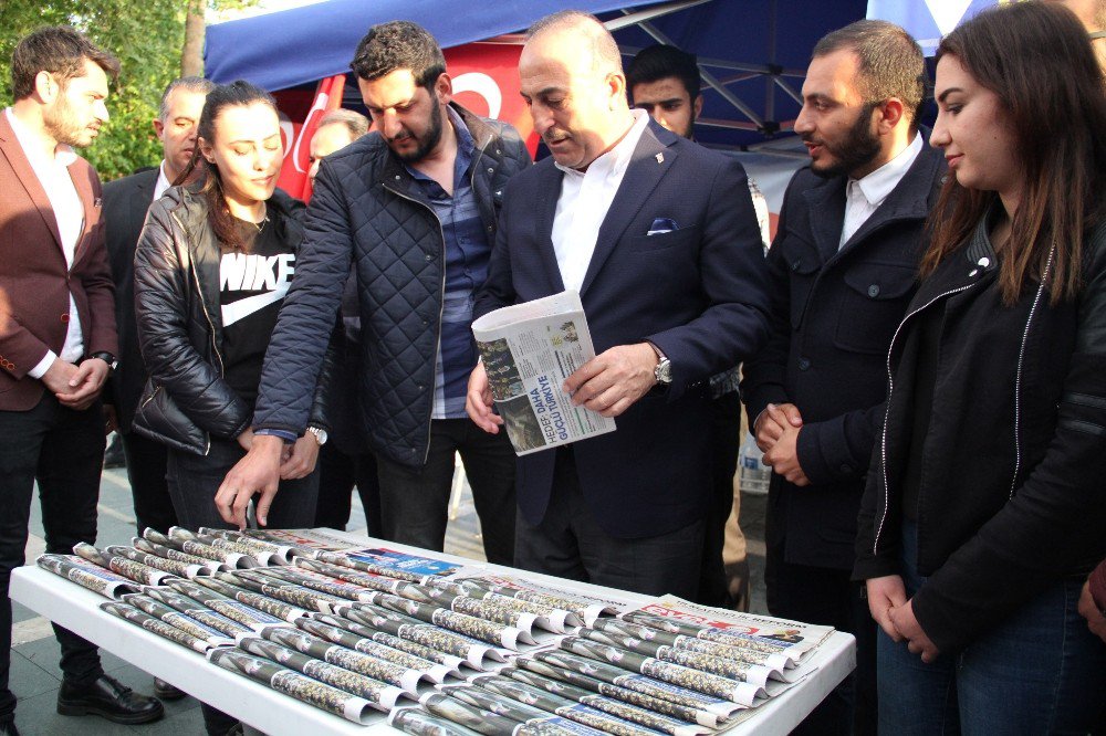 Bakan Çavuşoğlu, Referandum Çalışmalarını Sürdürdü