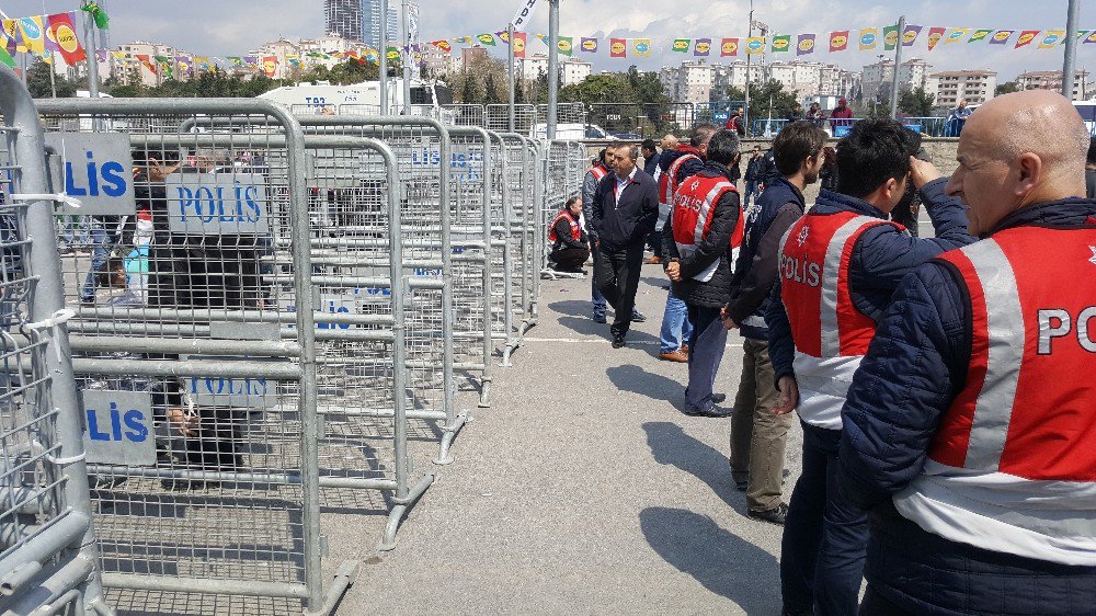 Hdp Mitingi Öncesi Kadıköy’de Güvenlik Önlemleri