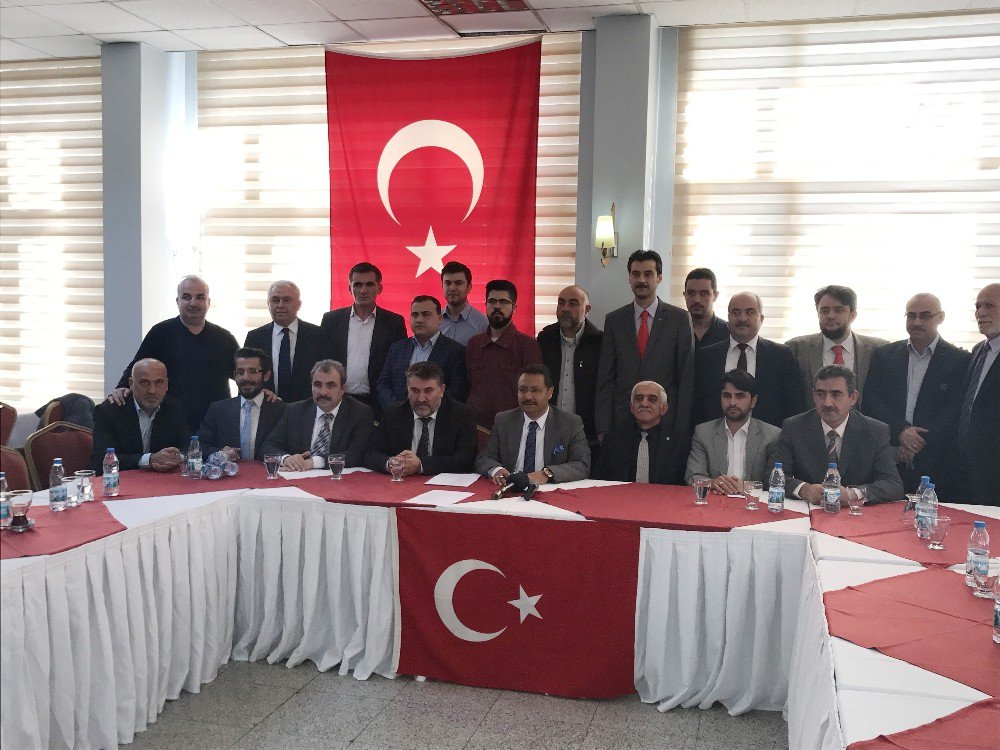 Saadet’ten Bir Grup Partili İzmir’de ’Evet’ Dedi