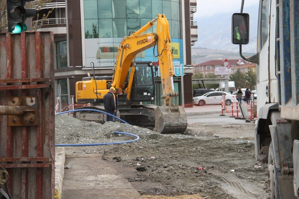 Kanalizasyon Hattı Yenileme Çalışmalarında Sona Gelindi