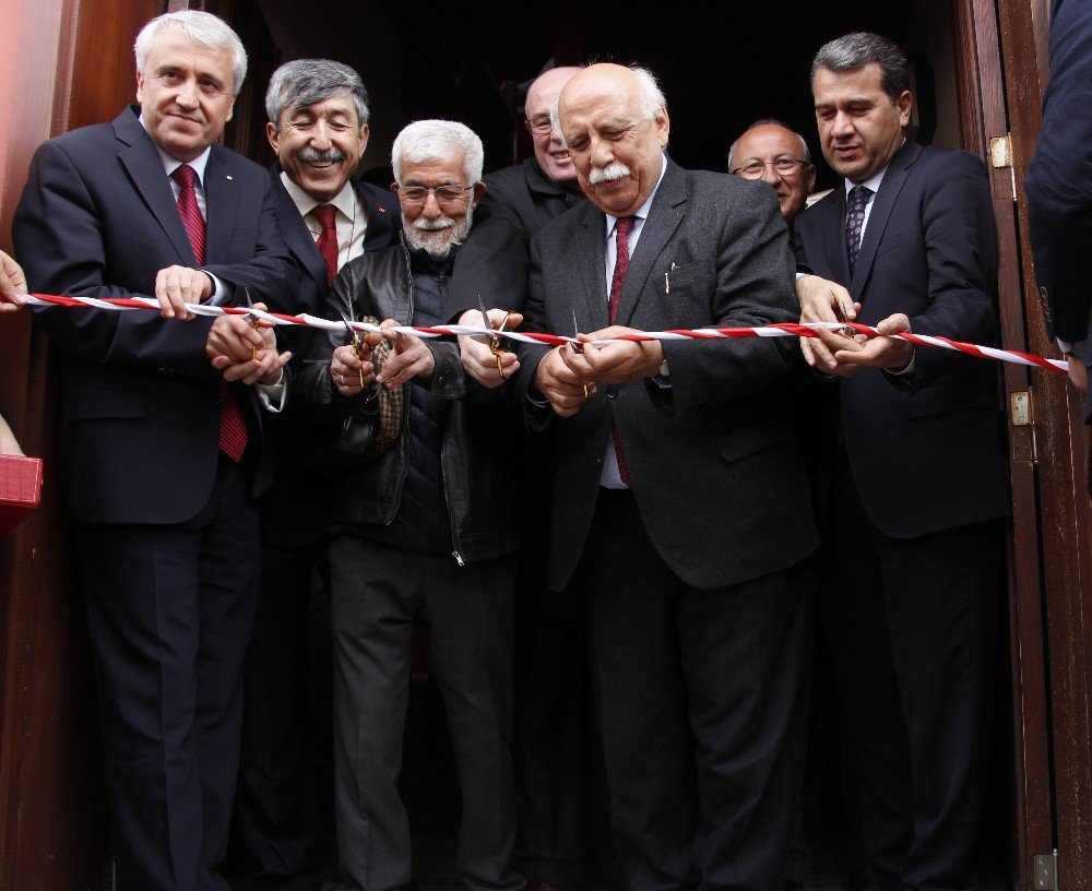 Bakan Avcı, Türk Ocakları Eskişehir Şubesi’nin Açılışına Katıldı