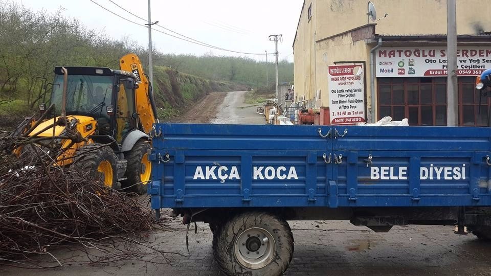 Başkan Yemenici Esnafın Talebine Kayıtsız Kalmadı