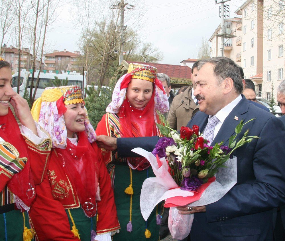 Bakan Eroğlu’ndan Abd’nin Suriye Operasyonu Açıklaması