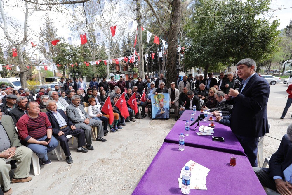 Başkan Türel: “Diktatör Arayan Suriye’ye Baksın”