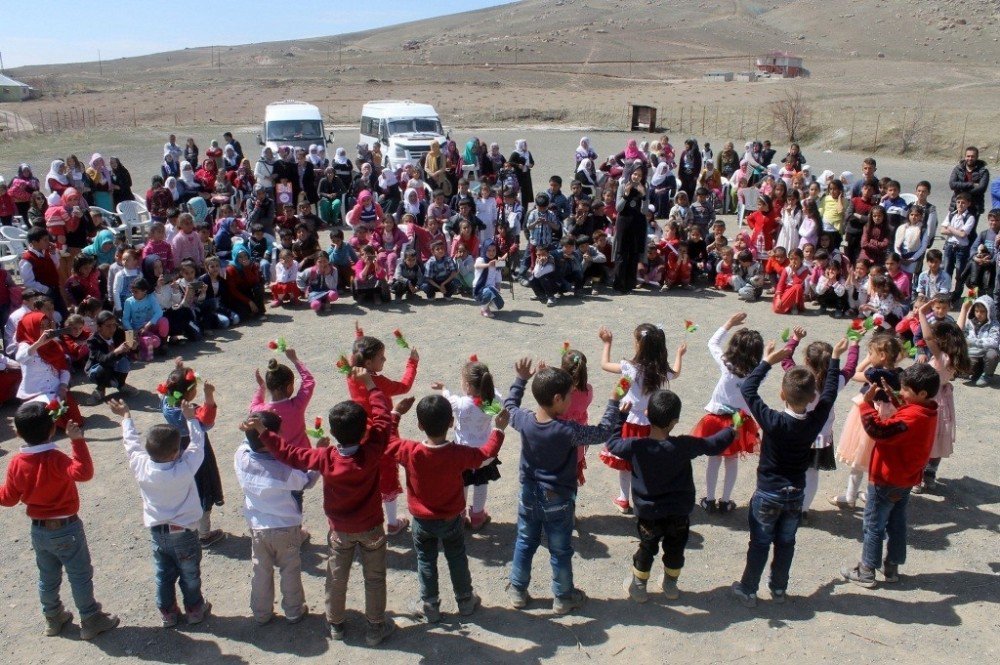 Van’da ‘Kutlu Doğum’ Etkinlikleri