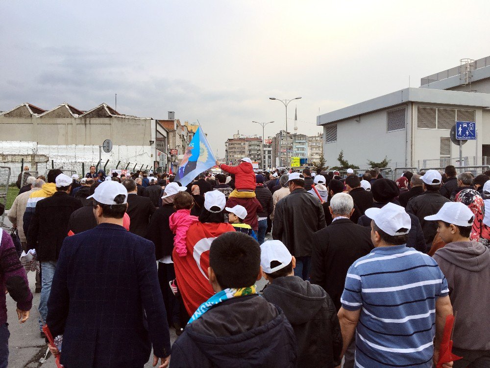 ’Büyük İstanbul Mitingi’nin Ardından Vatandaşlar Alandan Dağılmaya Başladı