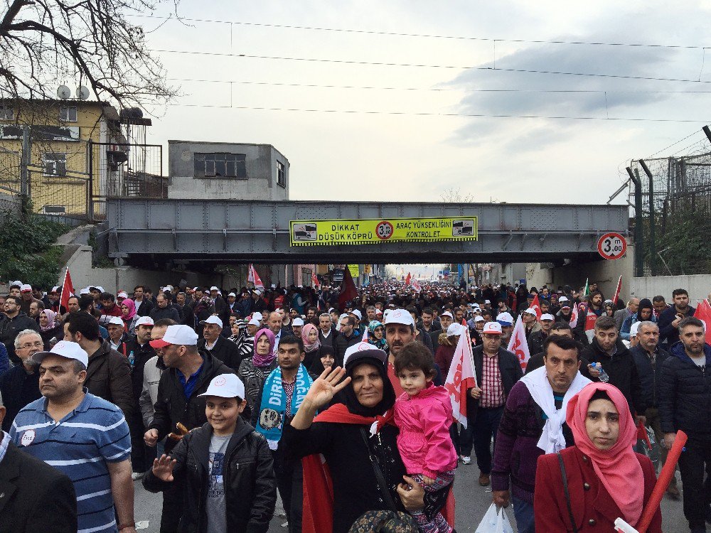 ’Büyük İstanbul Mitingi’nin Ardından Vatandaşlar Alandan Dağılmaya Başladı