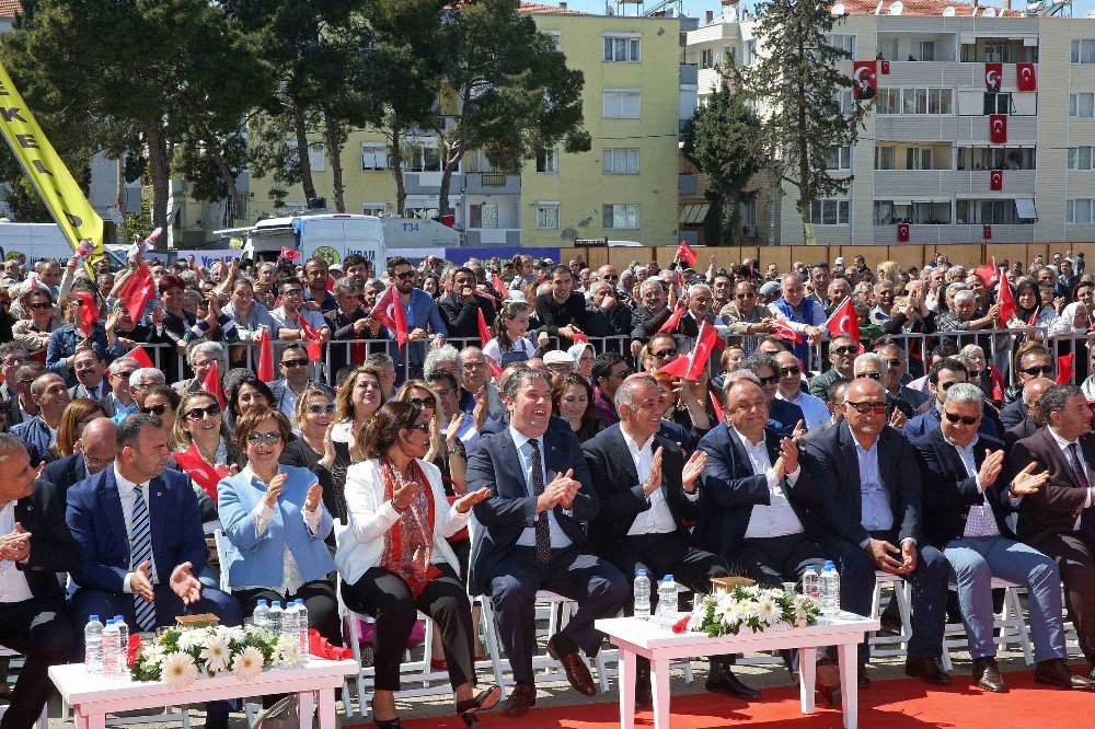 Buca Çarşı’nın Temeli Coşkulu Törenle Atıldı