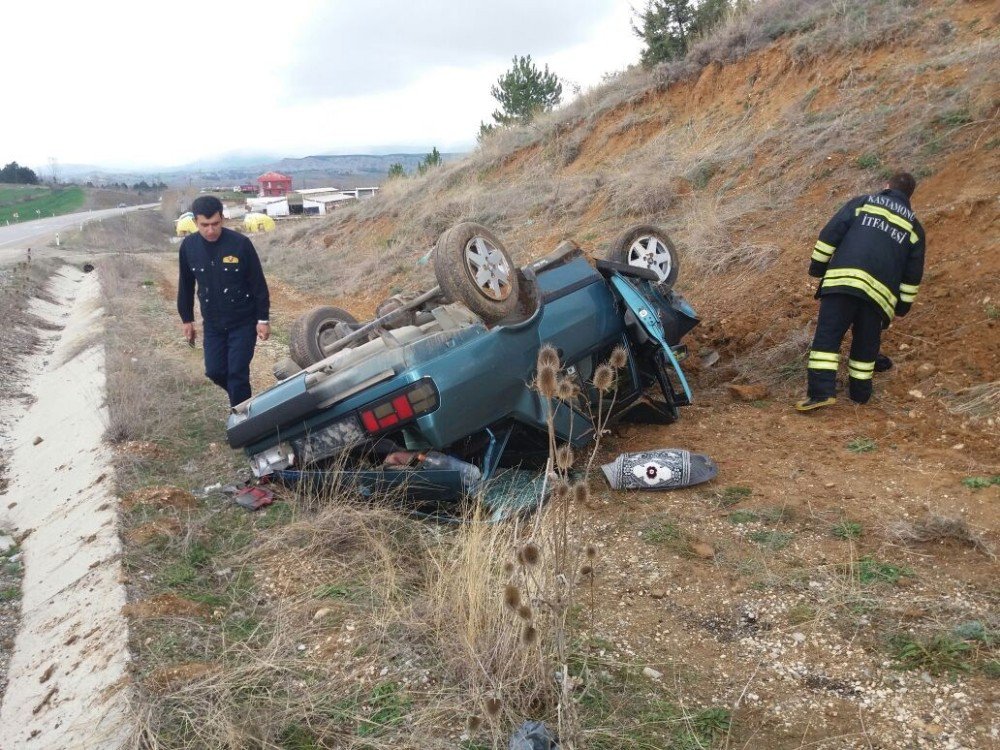 Kastamonu’da İki Otomobil Çarpıştı: 3 Yaralı