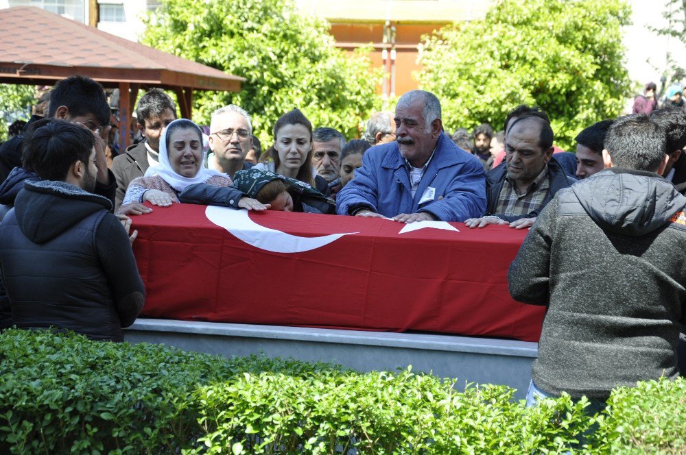 Kazada Hayatını Kaybeden Polis Hatay’da Toprağa Verildi