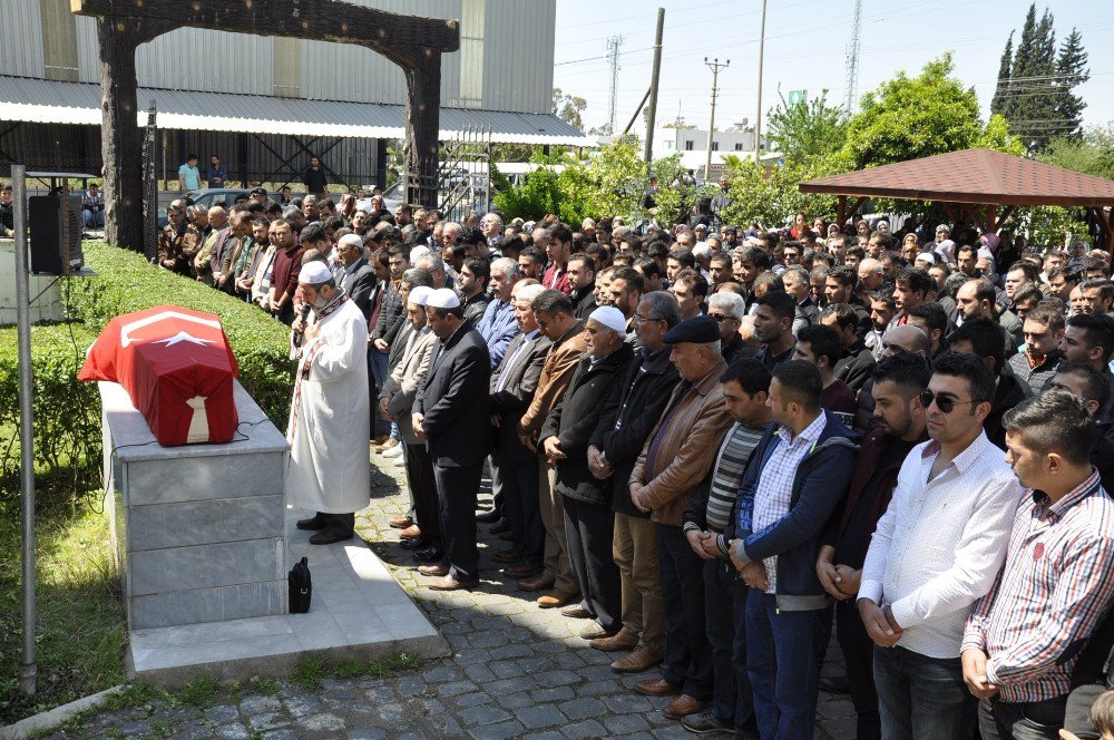 Kazada Hayatını Kaybeden Polis Hatay’da Toprağa Verildi