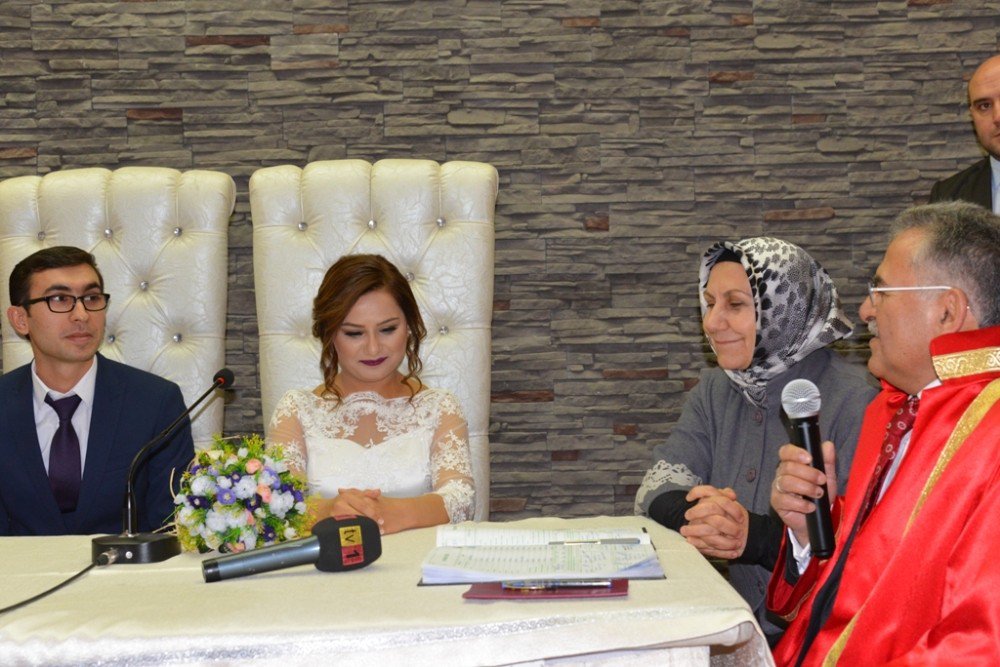 İlk Üç Ayda Melikgazi’de 575 Çift Evlendi