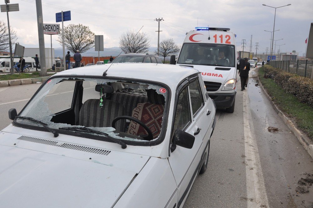 Otomobilin Çarptığı Bisiklet Sürücüsü Ağır Yaralandı