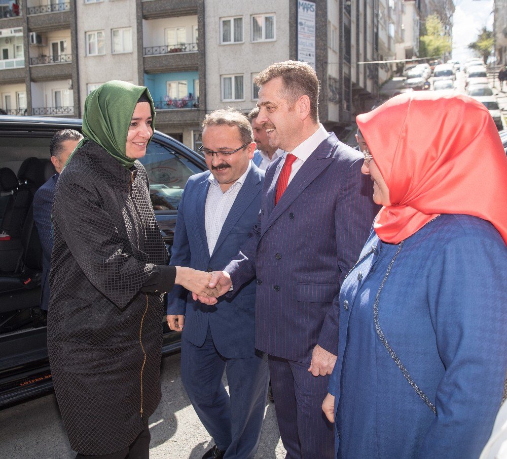 Bakan Fatma Betül Sayan Kaya: “Anayasa Değişikliği 15 Temmuz’dan Sonra Kaçınılmaz Hale Geldi”