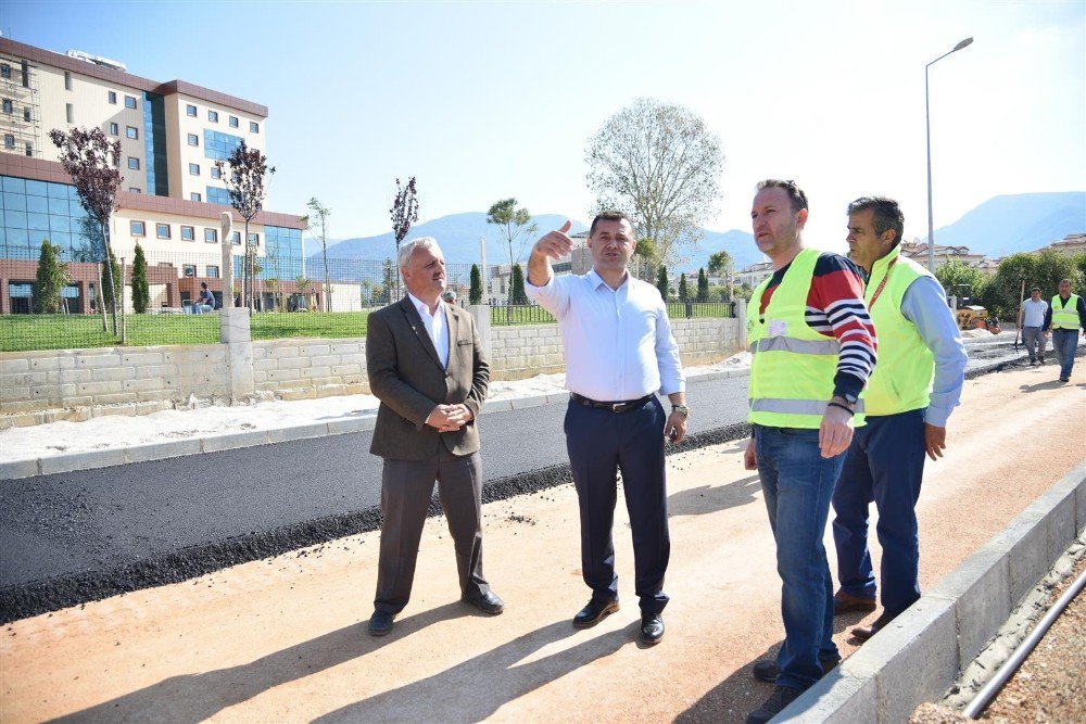 Alanya’da İmara Açılan Yollara Sıcak Asfalt