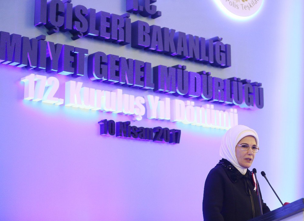 Emine Erdoğan: “Vesayetçilerin Değil, Bu Milletin Öz Evlatlarının Sözünün Geçeceği Bir Türkiye İnşa Edeceğiz”