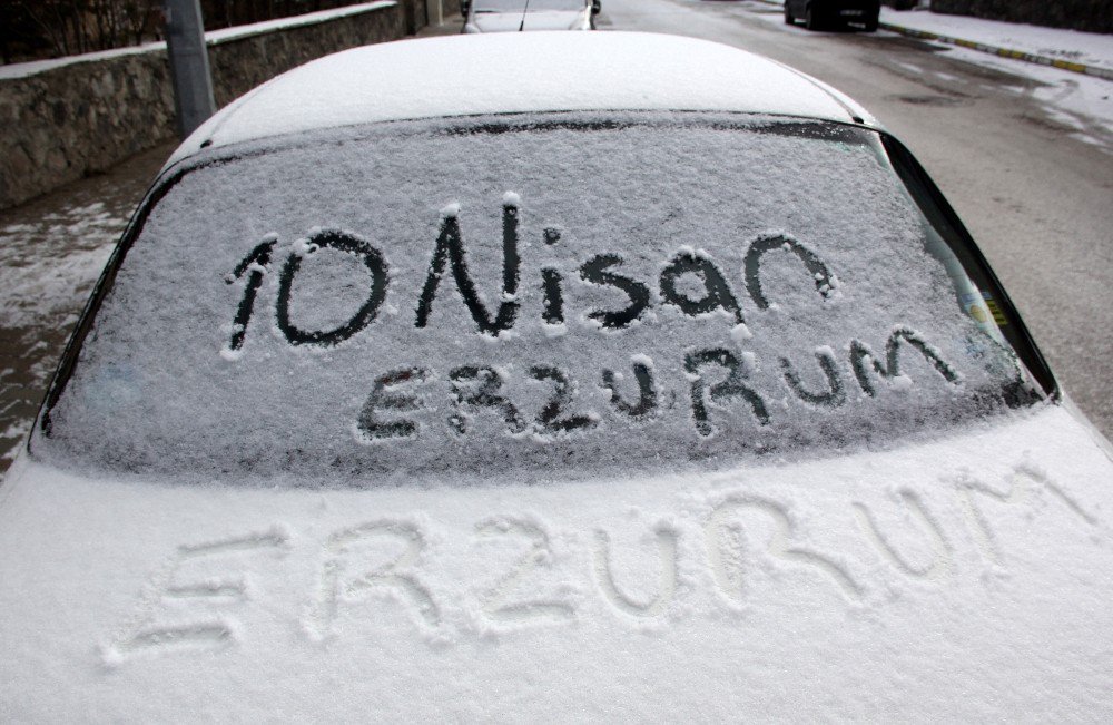 Erzurum’da Kar Ve Soğuk Hava Etkili Oluyor