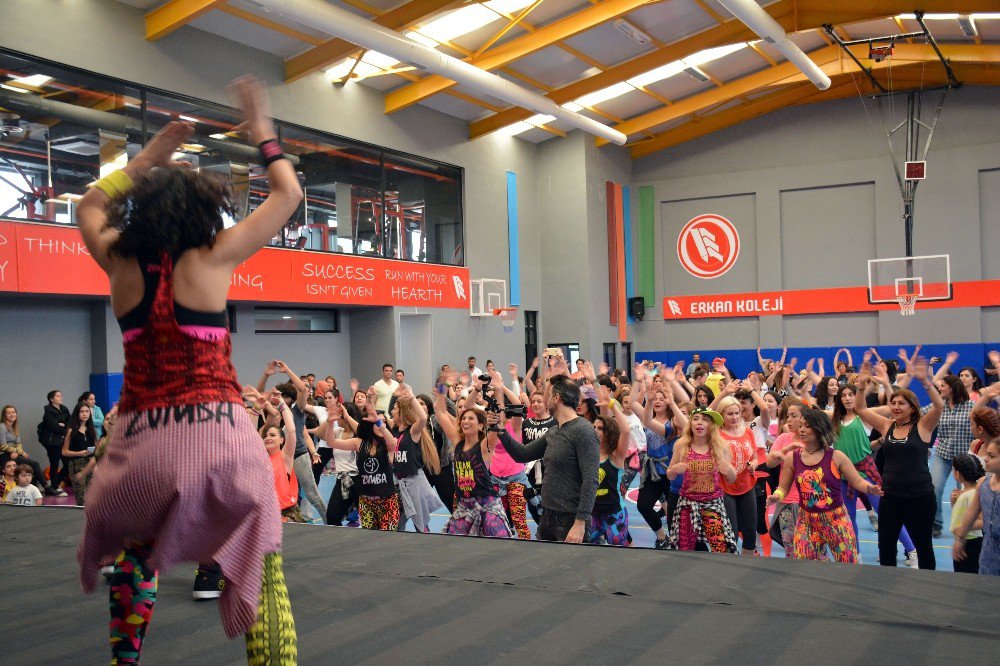 Adanalılar “Zumba” İle Coştu