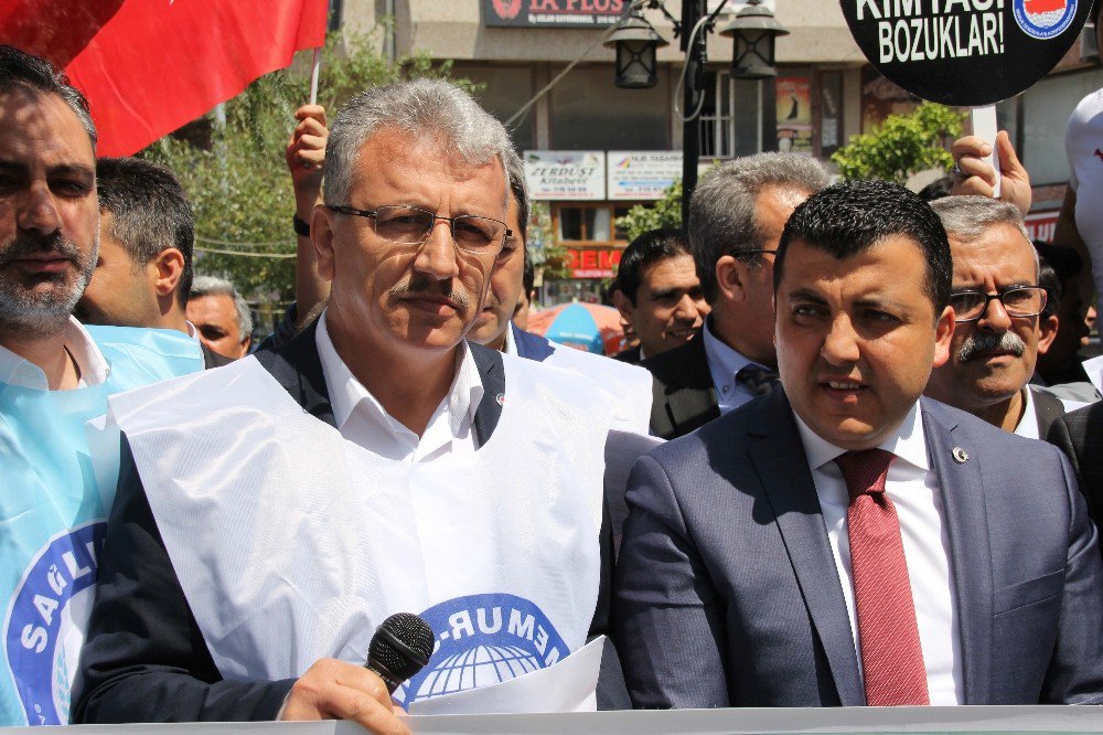 Hatay’da Memur-sen’den İdlib İçin Protesto