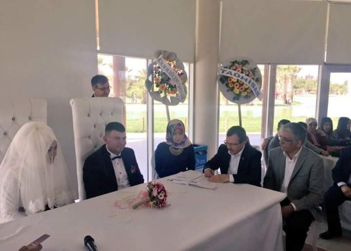 Referandum Nikah Masasına Da Taşındı