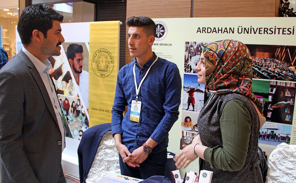 Şanlıurfa Kariyer Günlerinde Arü’ye Büyük İlgi