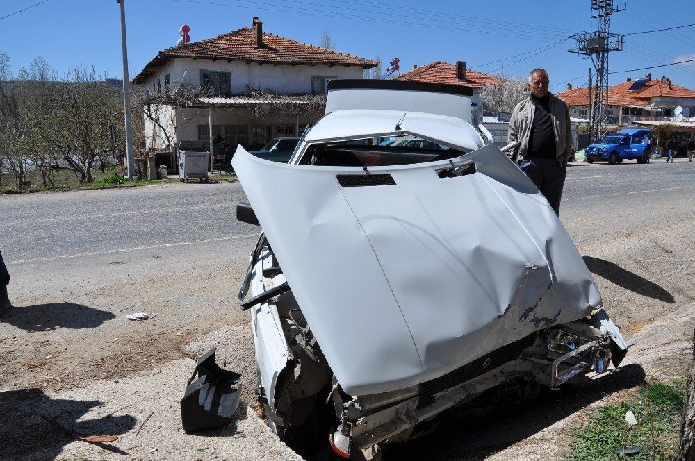 Kütahya’da Tır İle Otomobil Çarpıştı: 1 Yaralı