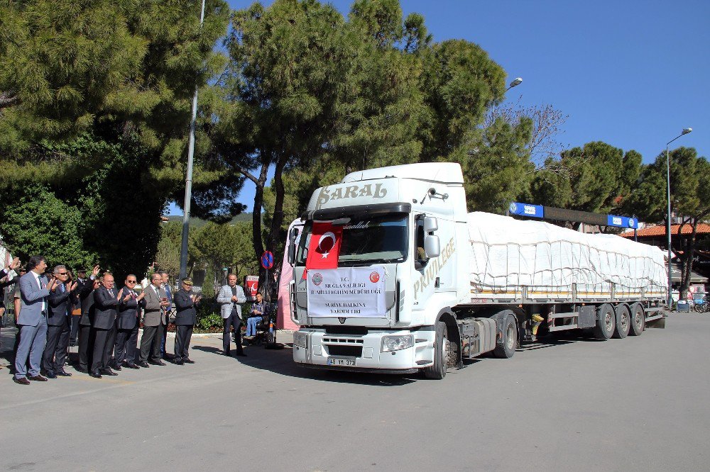 Suriyeli Türkmen Öğrencilere Muğla’dan Kırtasiye Yardımı