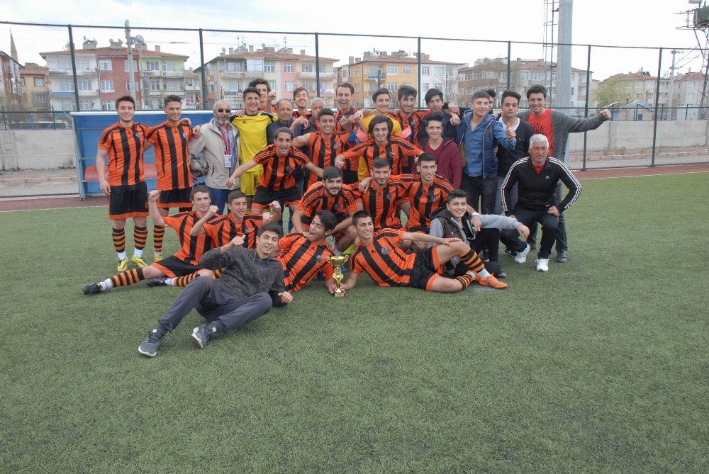 Kayseri’yi U-19 Türkiye Şampiyonası’nda Yolspor İle Şekerspor Temsil Edecek