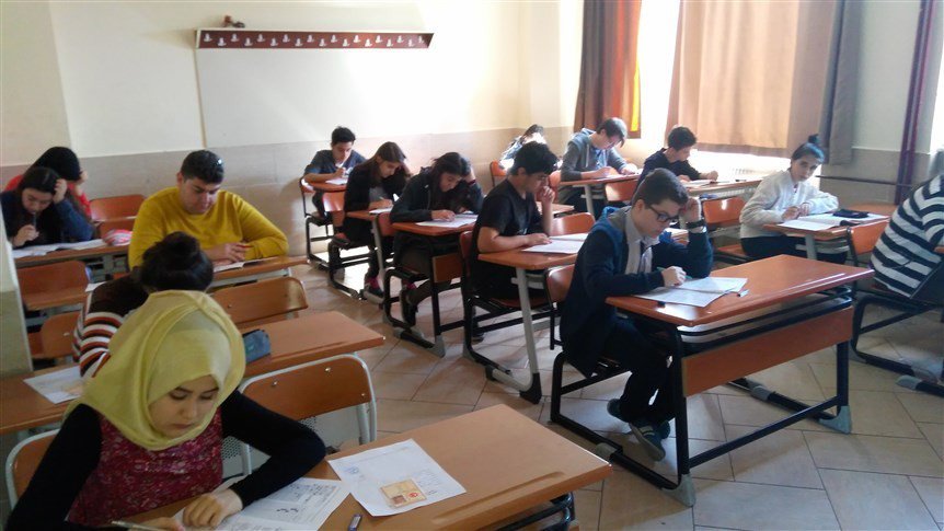 Edremit’te Edebiyat Rüzgarları Esiyor