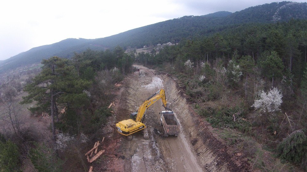 Dursunbey’de Yol Sorununa Büyükşehirden Çözüm