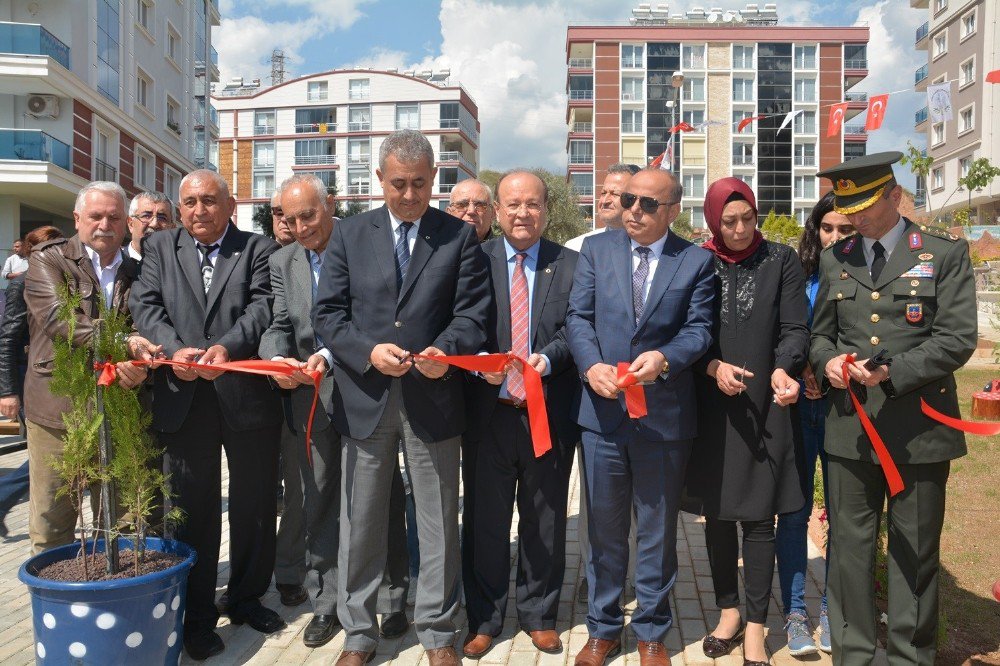 Efeler Belediyesi Şehit İsimlerini Parklarda Yaşatmaya Devam Ediyor