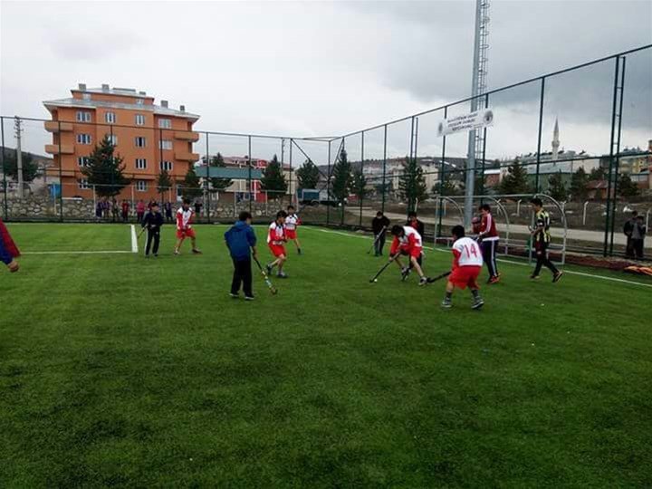 Çim Hokeyi Müsabakaları Yapıldı