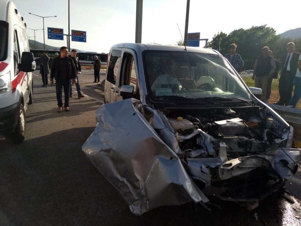 Selçuk Kaymakamı Trafik Kazası Geçirdi: 1 Ölü, 2 Yaralı