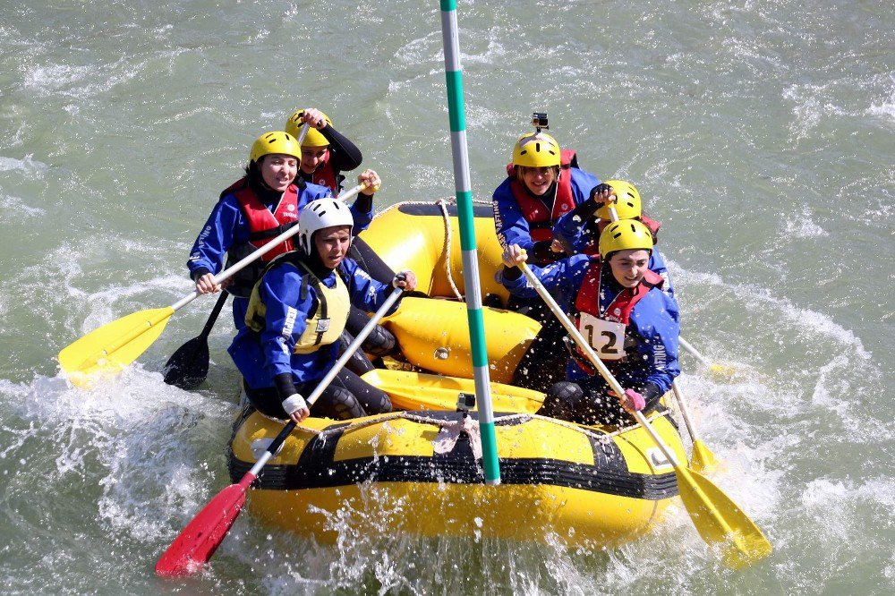 Yahyalı’da Rafting Rüzgarı Esti