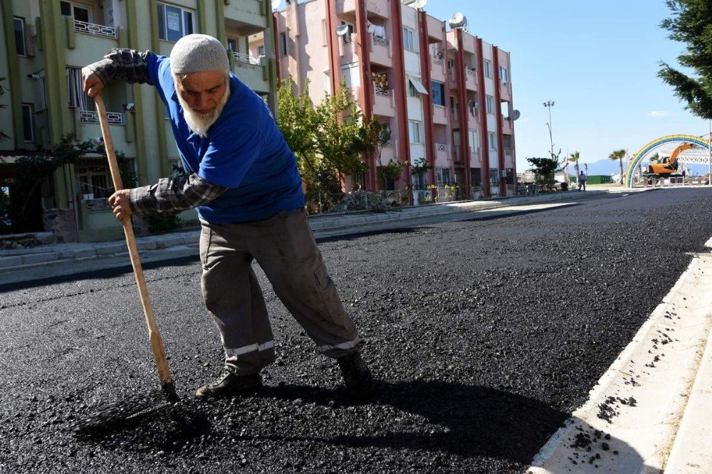 Aliağa’daki Avcı Ramadan Bölgesinde Asfalt Hamlesi