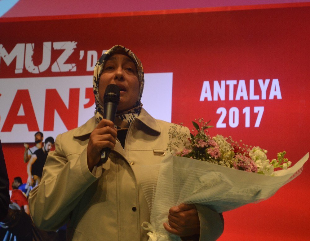 Antalya’da ‘15 Temmuz’dan 16 Nisan’a Konferansı’ Düzenledi