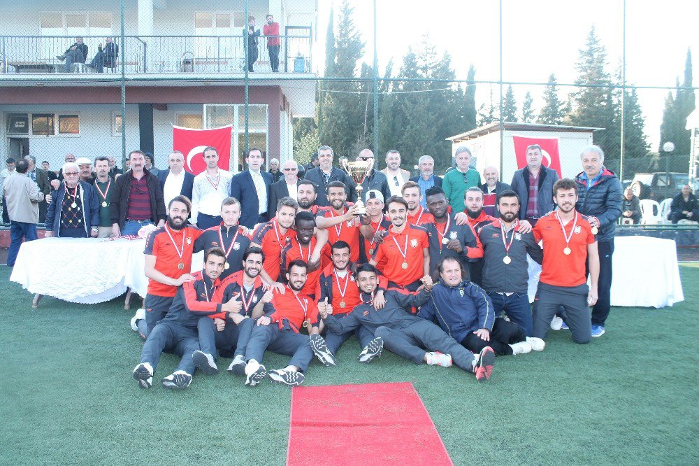 Yalova Süper Amatör Küme’de Şampiyonluk Kadıköyspor’un
