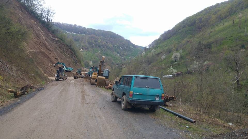 Gümeli’deki Heyelan Sonrası Çalışmalar Devam Ediyor