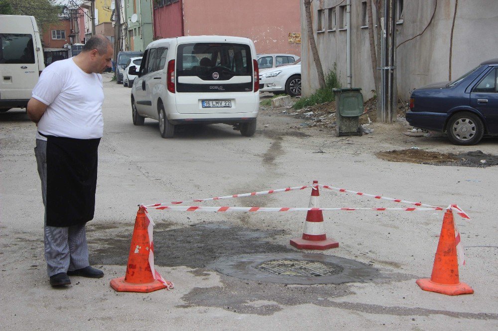 Araçları Uçuran Rögar Kapağı Düzeltildi