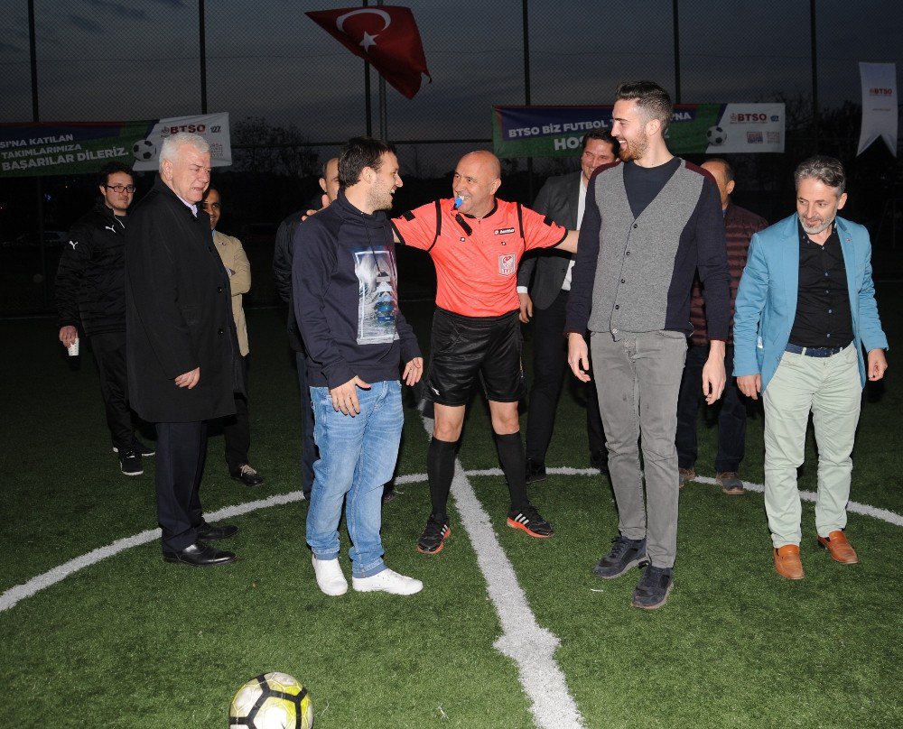 Harun Tekin’den Güldüren Başlama Vuruşu