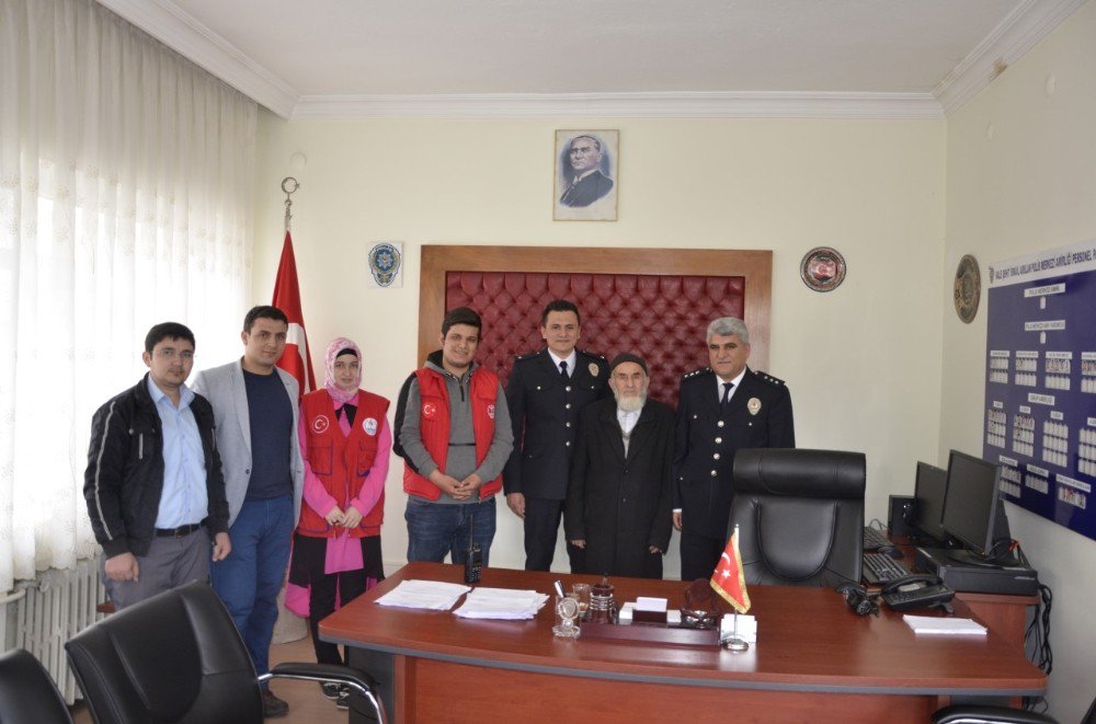 Gençlik Merkezi Polis Karakolunu Ziyaret Etti