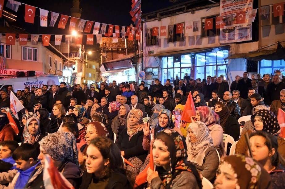 Gümrük Ve Ticaret Bakanı Bülent Tüfenkci, Konaklılarla Bir Araya Geldi