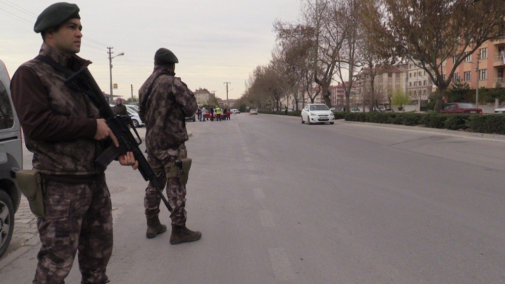 Konya’da Özel Harekat Destekli Trafik Uygulaması