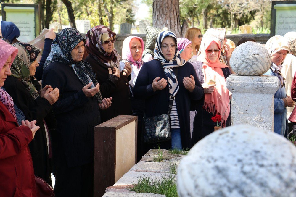 Manisalı Kadınlar Kula’yı Gezdi