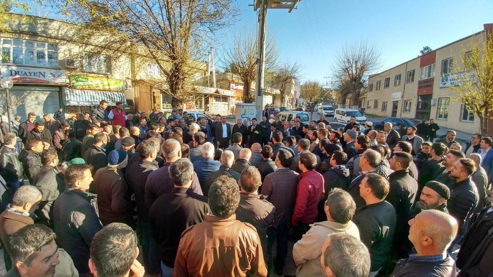 Milletvekili Uzer Ve Başkan Fadıloğlu,sam Mahallesi Sakinleriyle Buluştu