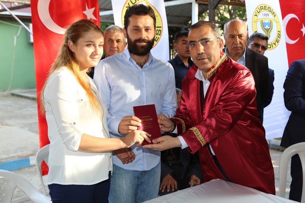 Hem Nikaha Hem De Referanduma ‘Evet’ Dediler