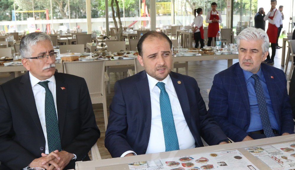 Ak Parti’li Baybatur: "Tarihi Bir Dönemeçteyiz"