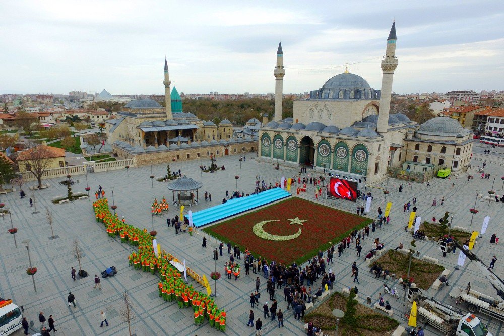 Konya, Cumhurbaşkanı Erdoğan’ı Türk Bayrağı Rekoru İle Karşılıyor