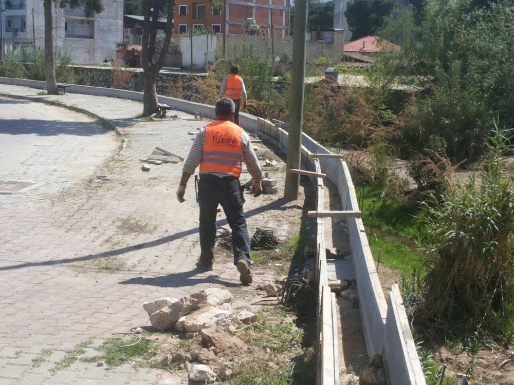 Ahmetli Çayı Güvenli Hale Getirildi