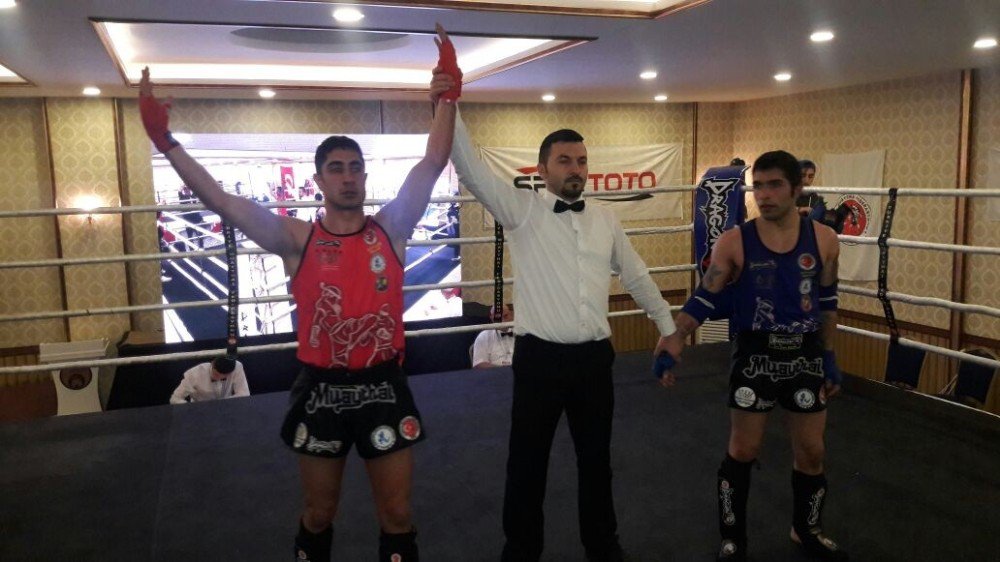 Aydın’dan Muaythai’de Üç Başarı Birden